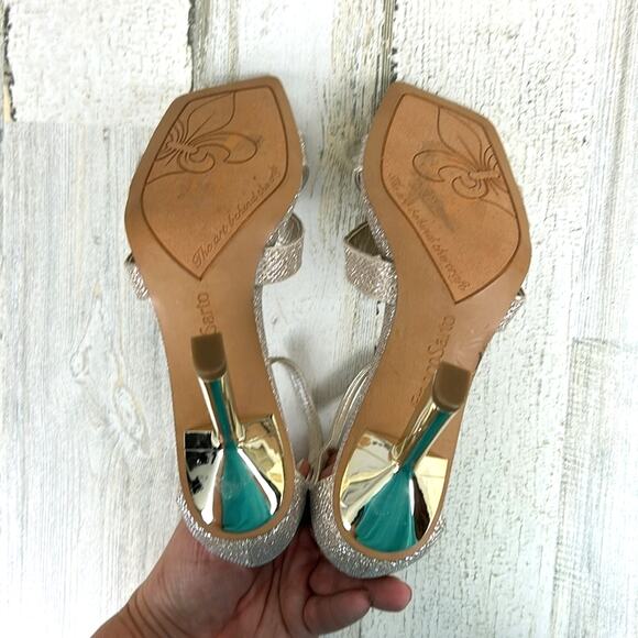 Franco Sarto Rania Women’s 6.5 Gold Sparkle Square Toe Heeled Sandals NEW - Picture 8 of 9